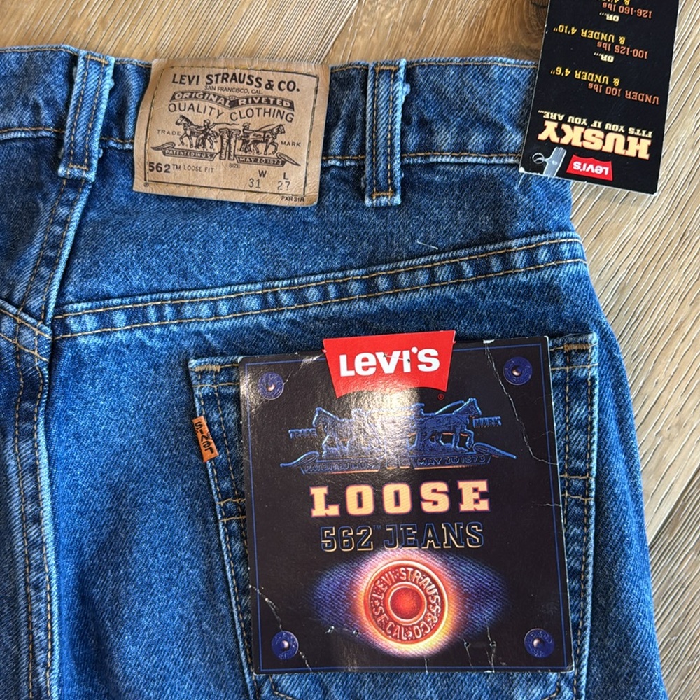 Vintage Orange Tab Loose Fit Levi’s 562 31x27